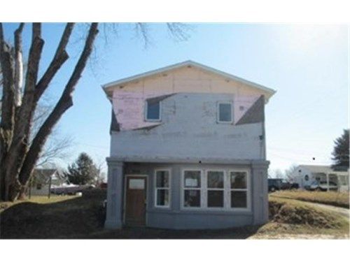 806 S 9th Ave, Marshalltown, IA 50158