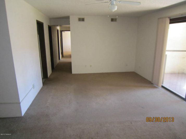 461 W Yucca Ct Unit 303, Tucson, AZ 85704