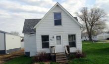 716 10th St De Witt, IA 52742