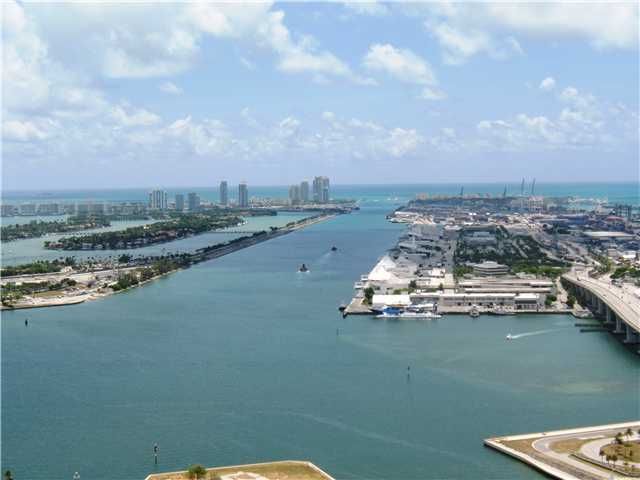 1040 BISCAYNE  BL # 4208, Miami, FL 33132