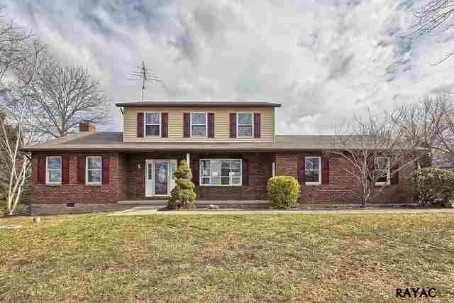 6862 Hokes Rd, Glen Rock, PA 17327