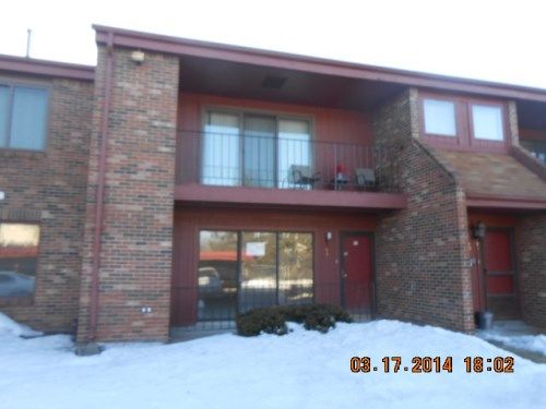 23673 S Village House Dr  Apt 6a, Southfield, MI 48033