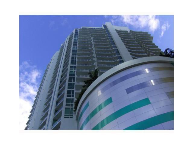 218 14 ST # 1605, Miami, FL 33131