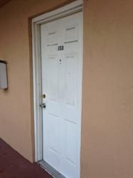 2610 W 76 St #105, Hialeah, FL 33016