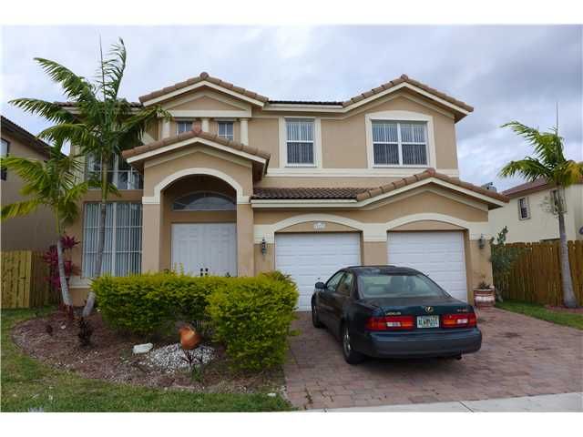 15221 SW 117 LN, Miami, FL 33196