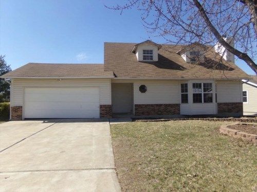 1213 Mount Olympus Dr, Saint Peters, MO 63376