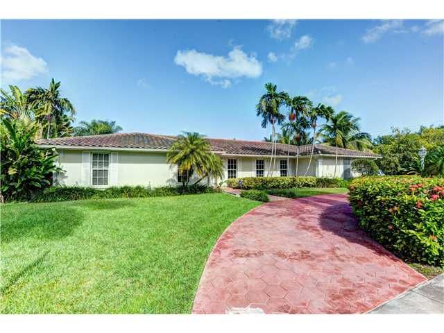 10333 SW 72 AV, Miami, FL 33156