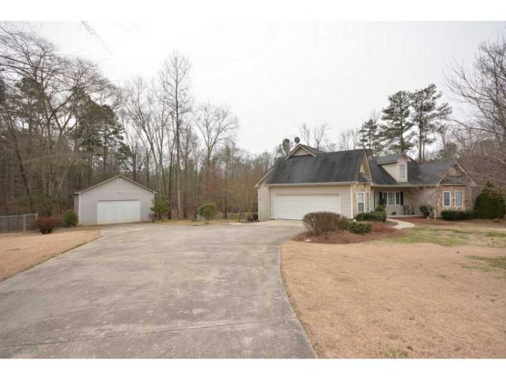 237 Hunters Run, Jefferson, GA 30549