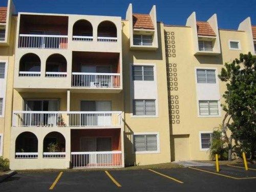 7820 CAMINO REAL # #J-215, Miami, FL 33143