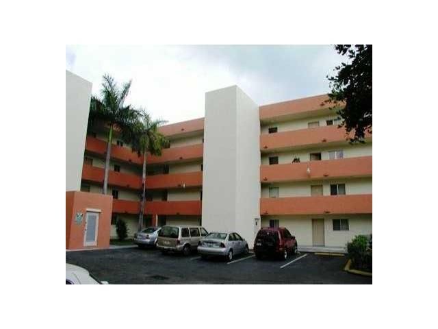 6091 W 22 CT # 406, Hialeah, FL 33016