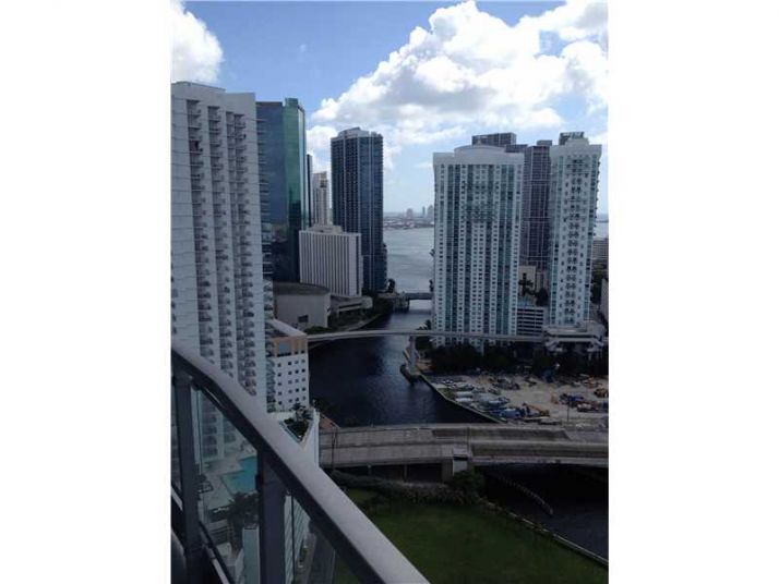 90 SW 3 ST # 3309, Miami, FL 33130