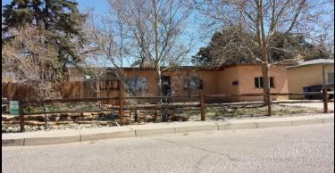 1724 Glorieta St NE, Albuquerque, NM 87112