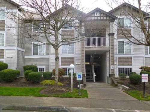 25235 SE Klahanie Boulevard #E103, Issaquah, WA 98029