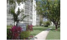 20500 W COUNTRY CLUB DR # 104 Miami, FL 33180