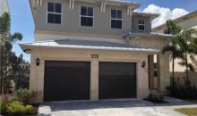 10554 NW 70 LN Miami, FL 33178