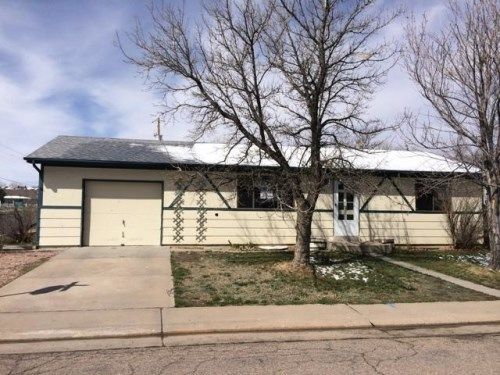 291 Elm St, Bennett, CO 80102