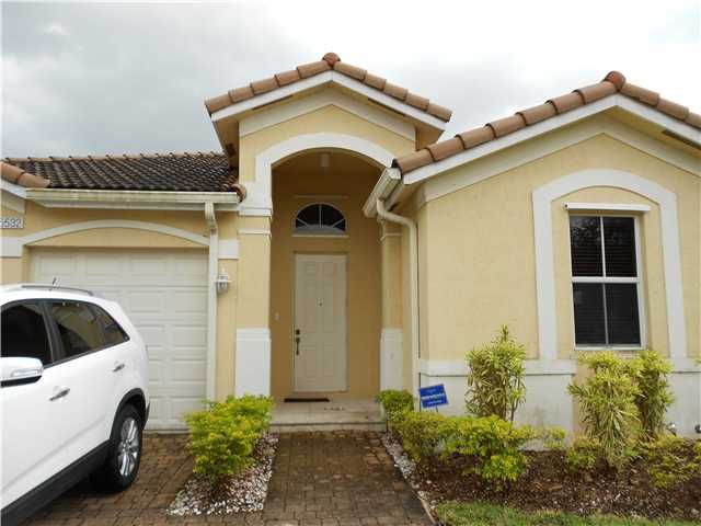 16532 SW 58 TE, Miami, FL 33193