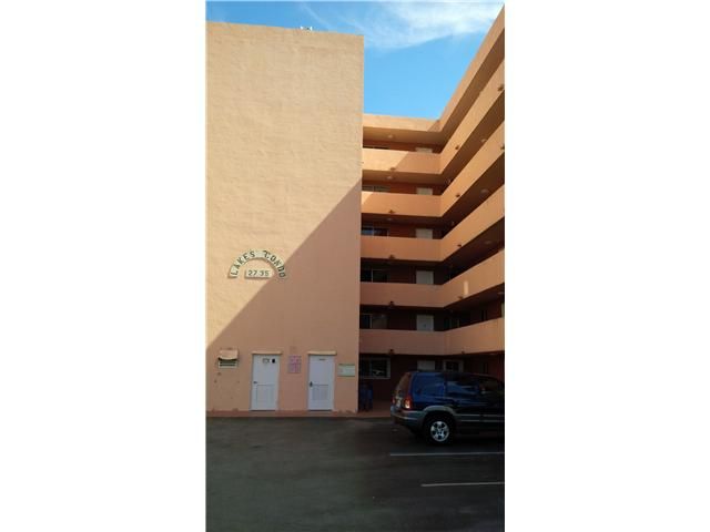 2735 W 52 ST # 606, Hialeah, FL 33016