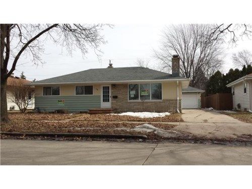 418 S Schaefer St, Appleton, WI 54915