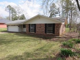 3041 Hayes Dr, Shreveport, LA 71118