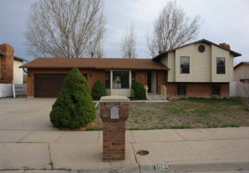 1085 W 25 N, Clearfield, UT 84015