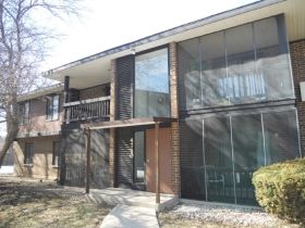 4710 W Northfox Ln Apt 3, Mchenry, IL 60050