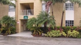 5400 SW 77th Ct Apt 1p, Miami, FL 33155