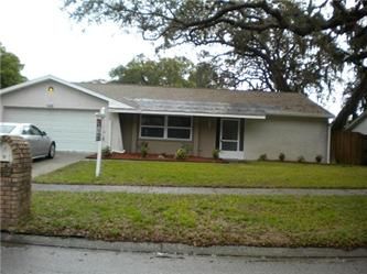 140 19th St, Palm Harbor, FL 34683