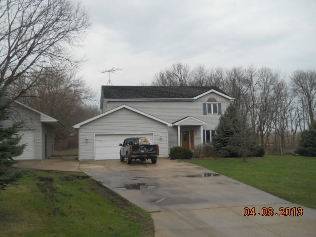 3975 Coneflower Cir, Coal City, IL 60416