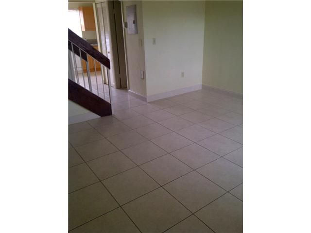 7510 SW 152 AV # C203, Miami, FL 33193