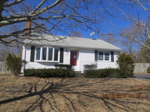 102 Ashfield Dr, Brockton, MA 02302