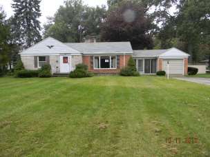 206 Johnson Rd, Michigan City, IN 46360