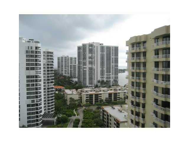 3300 NE 192 ST # 1907, Miami, FL 33180