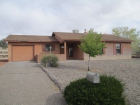 678 Hood Rd SE, Rio Rancho, NM 87124