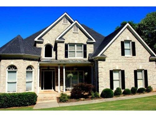 1640 Settindown Drive, Roswell, GA 30075