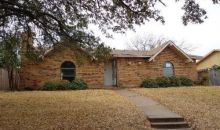 2915 Myerwood Carrollton, TX 75007