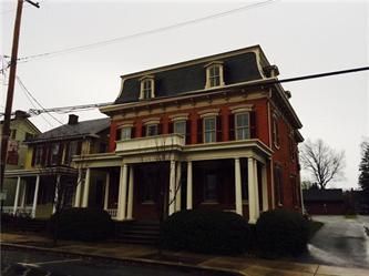 26 W  Main St, Strasburg, PA 17579