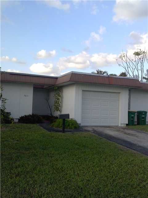 7011 NW 63 CT, Fort Lauderdale, FL 33321