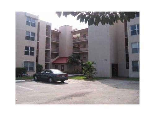 9461 Evergreen Pl # 302, Fort Lauderdale, FL 33324