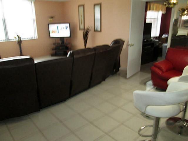 665 NE 195 ST # 423, Miami, FL 33179