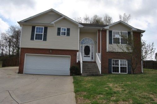 279 Harold Dr, Clarksville, TN 37040