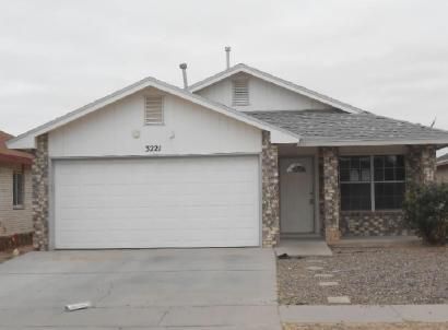 3221 Manny Aguilera Dr, El Paso, TX 79936