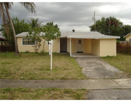 6220 NW 14TH ST, Fort Lauderdale, FL 33313