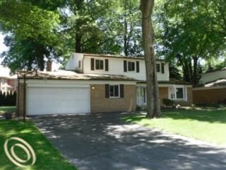 37464 Palmar St, Clinton Township, MI 48036