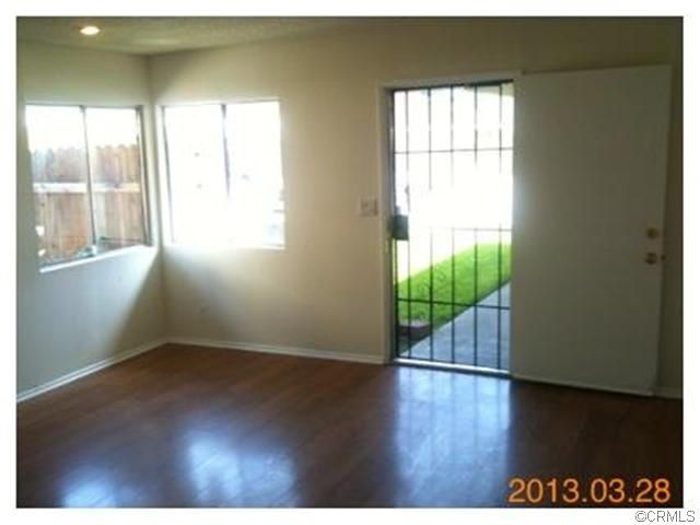 11734 215th St, Lakewood, CA 90715