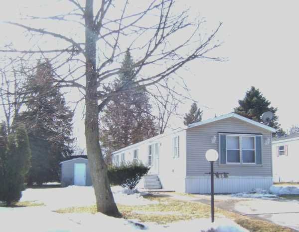 85 Lyndon, Oakland, MI 48363