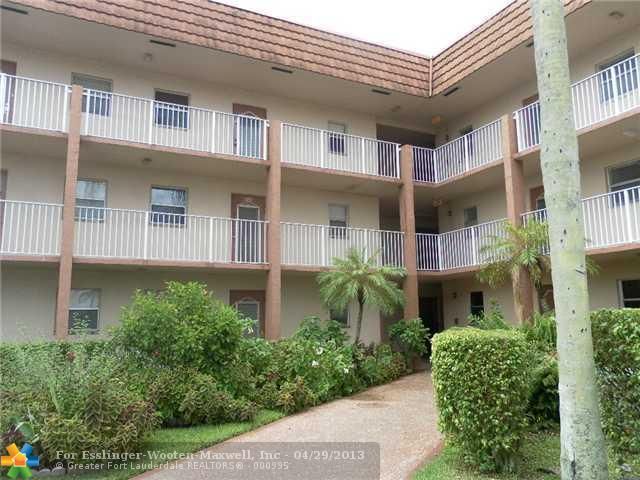 8861 Sunrise Lakes Blvd # 207, Fort Lauderdale, FL 33322