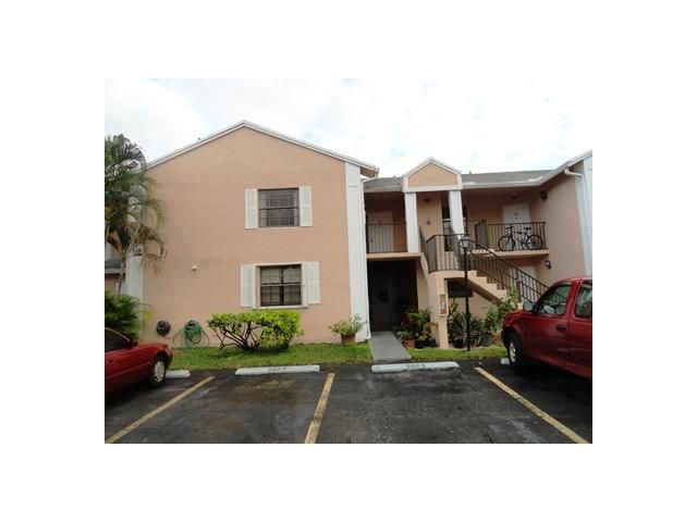 900 CONSTITUTION DR # 900D, Homestead, FL 33034