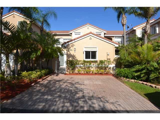 1145 WEEPING WILLOW WY # 1145, Hollywood, FL 33019