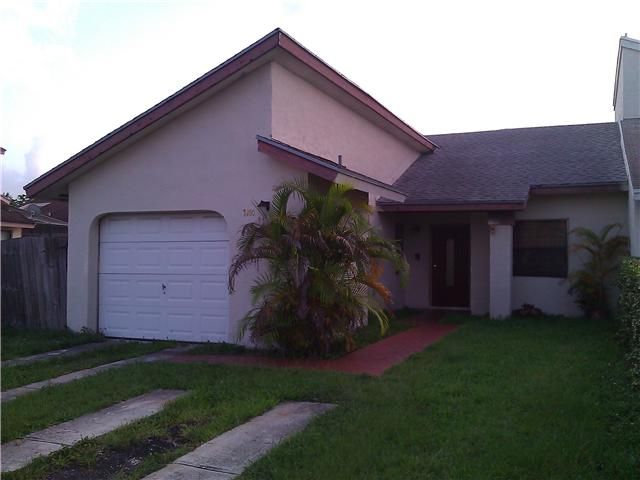 7034 Sw 154th Pl, Miami, FL 33193